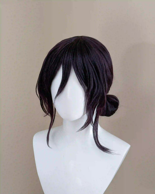 Close-up of the Reze wig showing parted bangs, face-framing strands and the gathered low bun